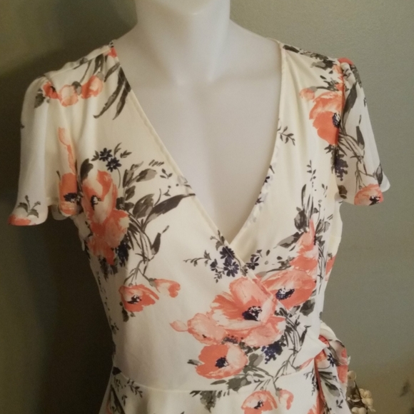 Abercrombie & Fitch mini wrap dress - Picture 3 of 8